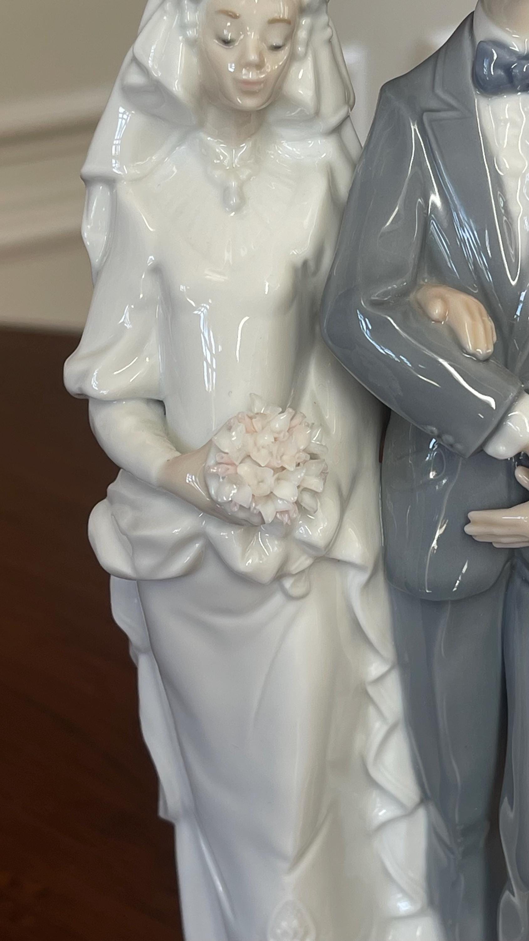 【希少】【値下げ】LLADRO リヤドロ Mazel Tov 6028 Lladro “mazel Tov!” Jewish Wedding Bride and Groom Figurine 6028