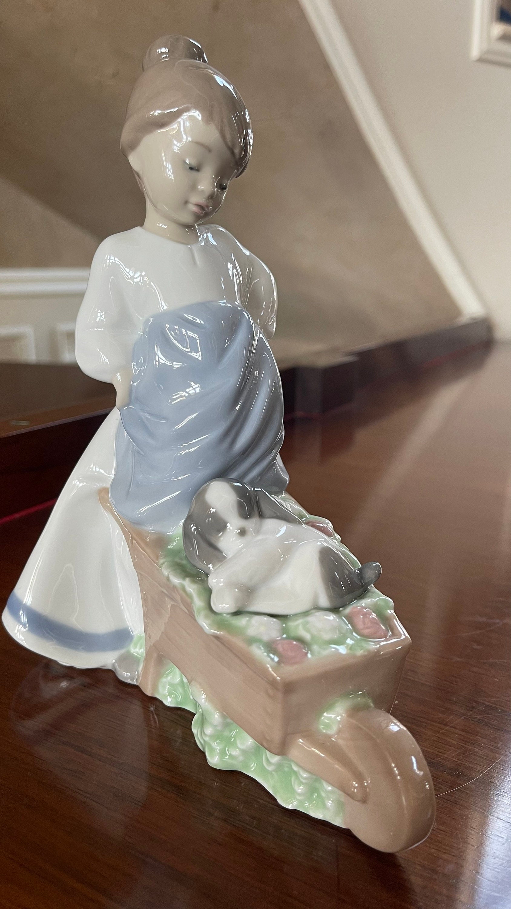 私の庭の色彩 NAO by Lladro 磁器製置物 スペイン製 - Etsy 日本