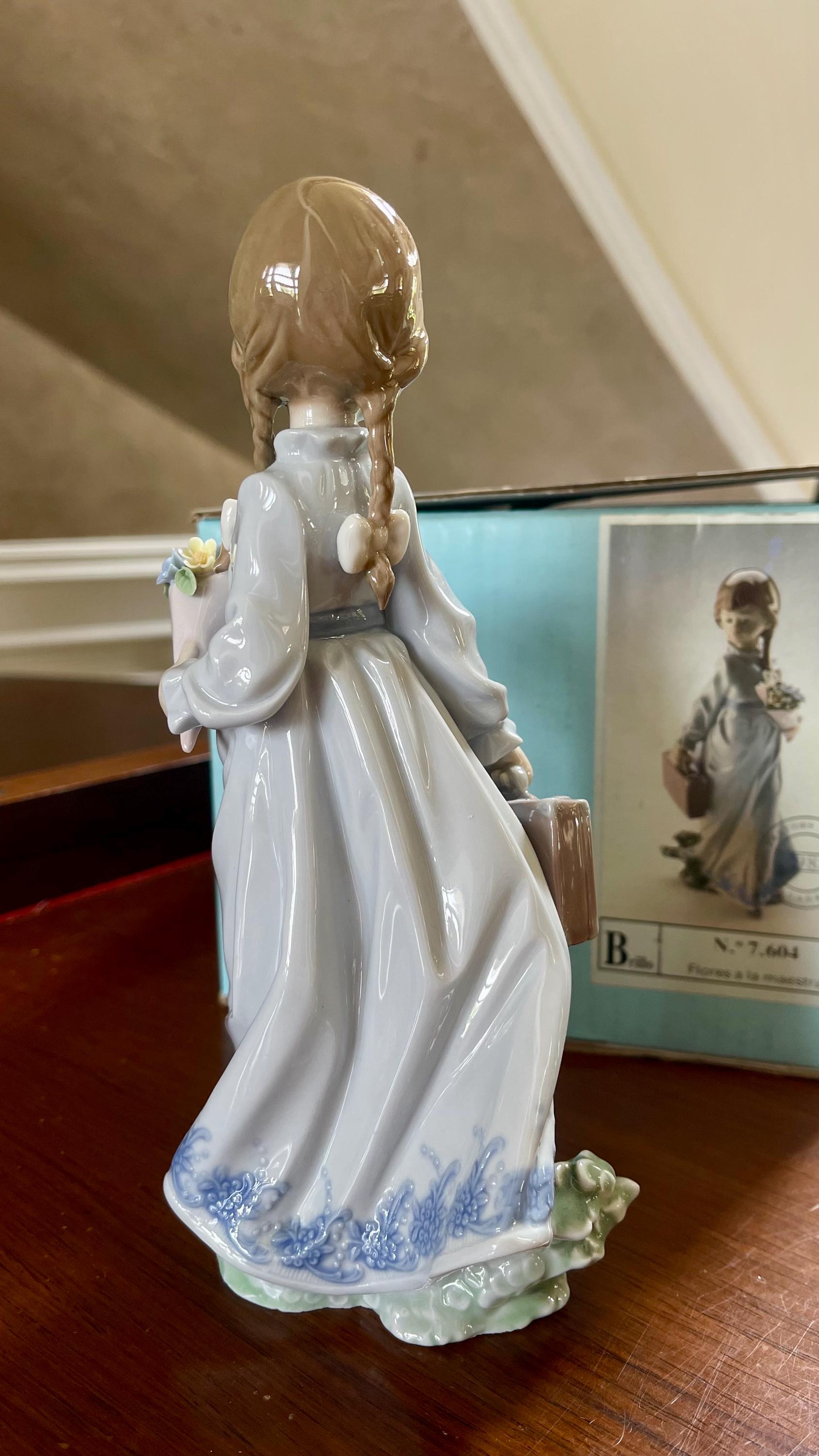 【限定品】リヤドロ LLADRO 7604 学校時代 SCHOOL DAYS 限定品】リヤドロ LLADRO 7604 学校時代 SCHOOL DAYS - メルカリ