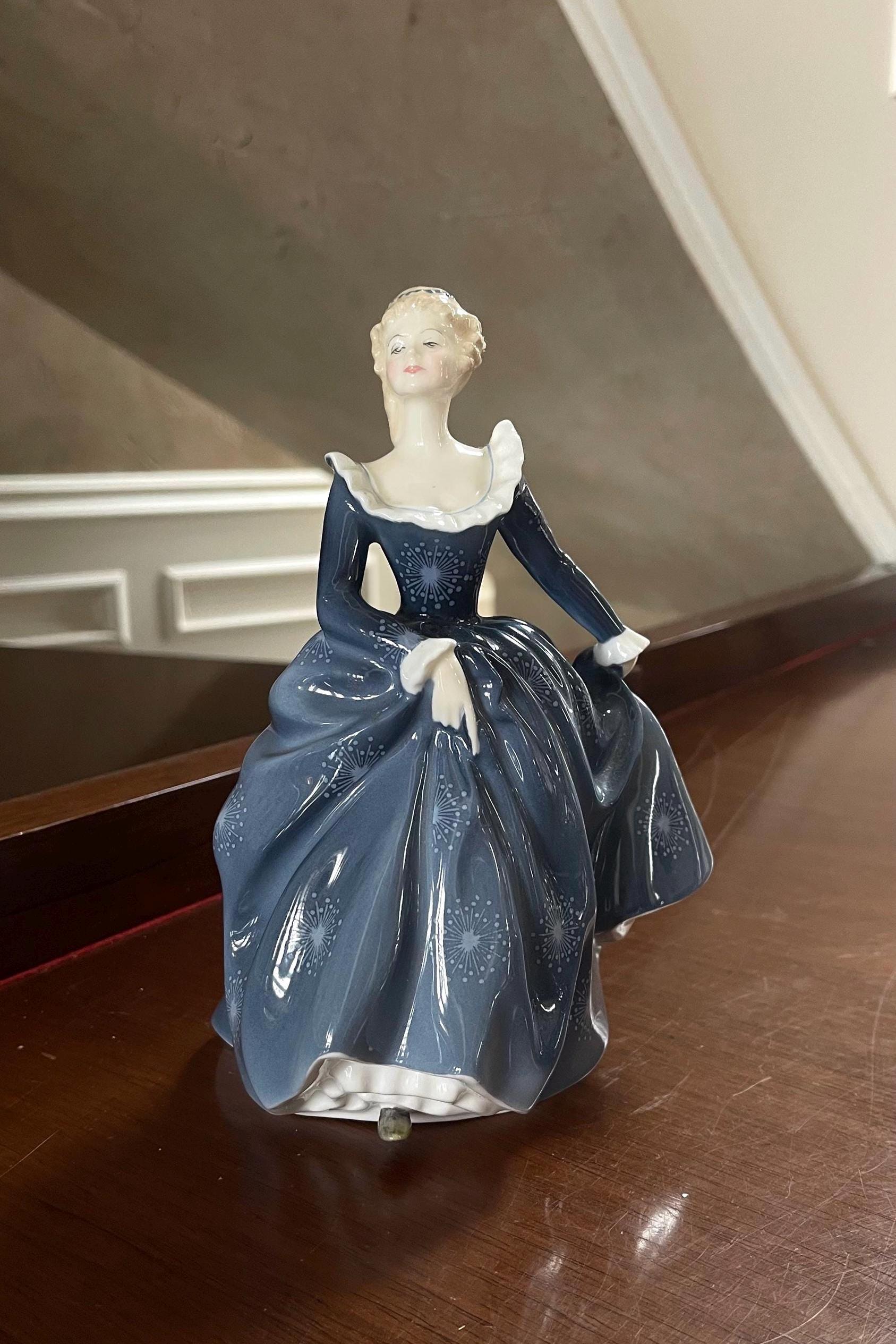 Royal Doulton “fragrance” Figurine HN2334 English Bone China