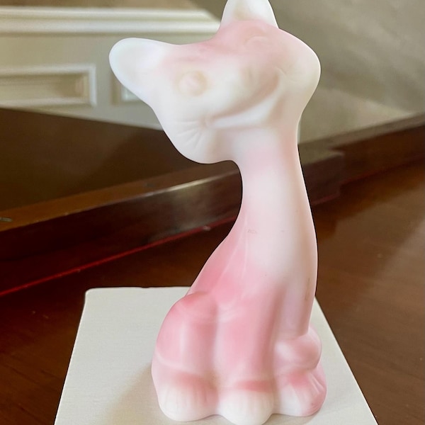 Fenton Satin Rosalene Glass Happy Winking Cat 1997 FAGCA Exclusive Figurine Paperweight; Vintage Fenton Cat