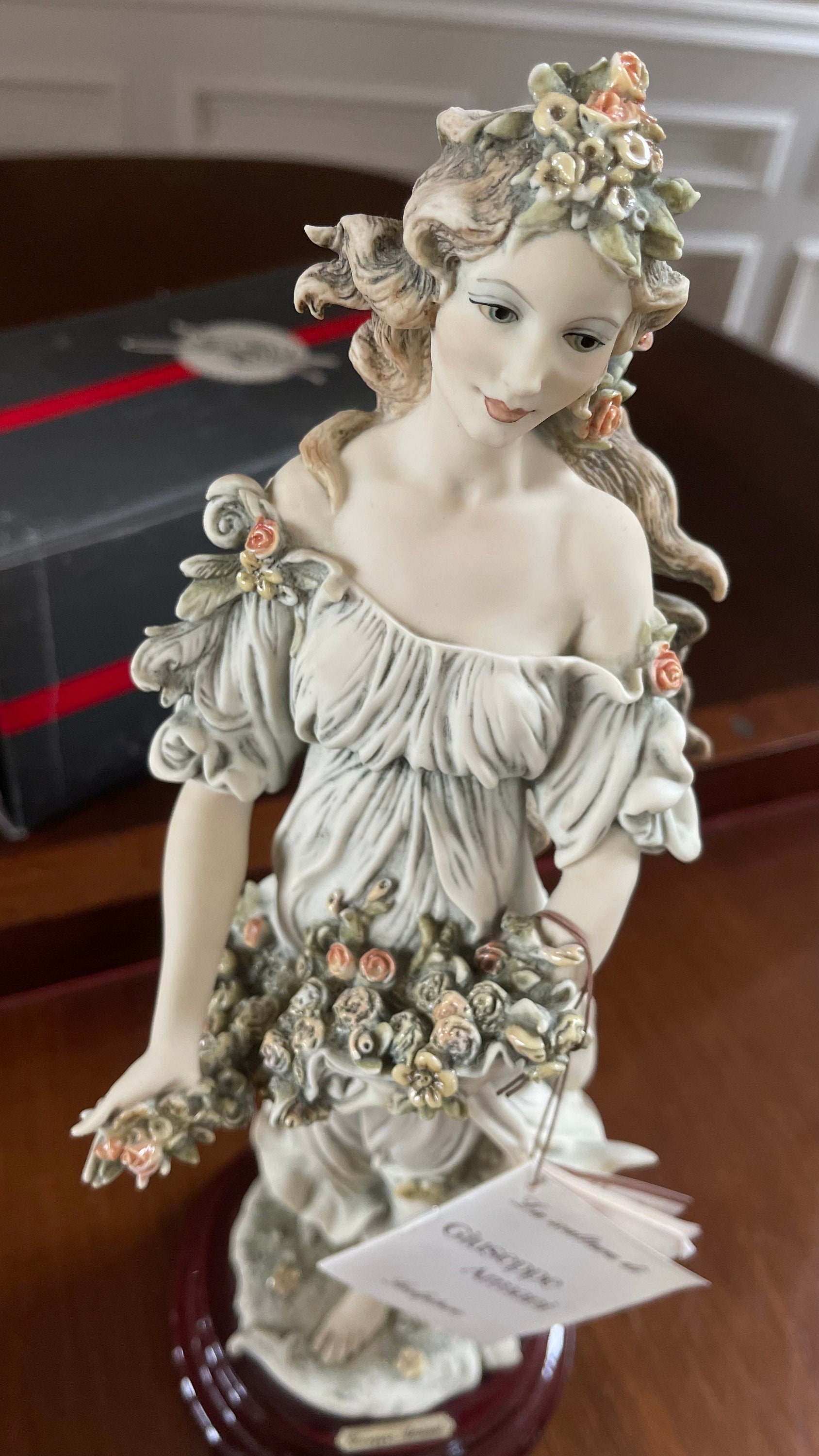 FLORENCE社・GIUSEPPE ARMANI・ITALY・欠損無し・代用箱 FLORENCE社・GIUSEPPE ARMANI・ITALY・欠損無し・代用箱