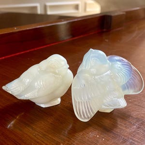 Pair of Sabino Art Glass France Opalescent Birds