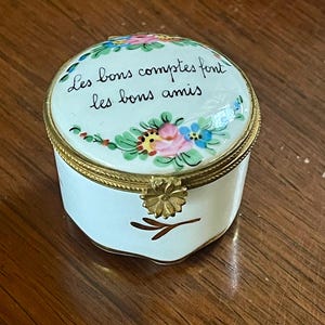 Limoges Trinket Box; Limoges Trinket Box; Collectible Limoges; Limoges France; Hand Painted