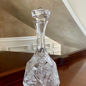 Hand Cut Pinwheel Pattern Lead Crystal  12” Decanter; Crystal Liquor Bottle