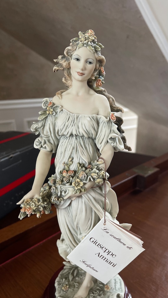 Giuseppe Armani “flora” 1994 Members Only Figurine 212-C