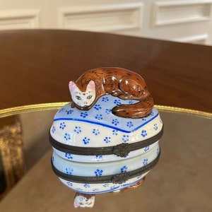 Limoges Porcelain Cat Trinket Box; Horchow Limoges Trinket Box; Collectible Limoges; Limoges France; Hand Painted