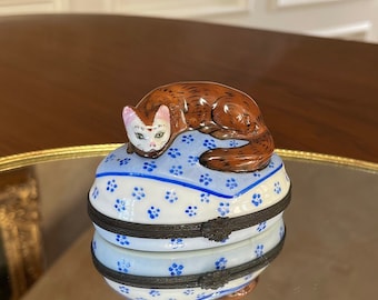 Limoges Porcelain Cat Trinket Box; Horchow Limoges Trinket Box; Collectible Limoges; Limoges France; Hand Painted