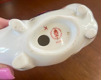 Royal Crown Derby Old Imari Pig Paperweight; Royal Crown Derby Pig