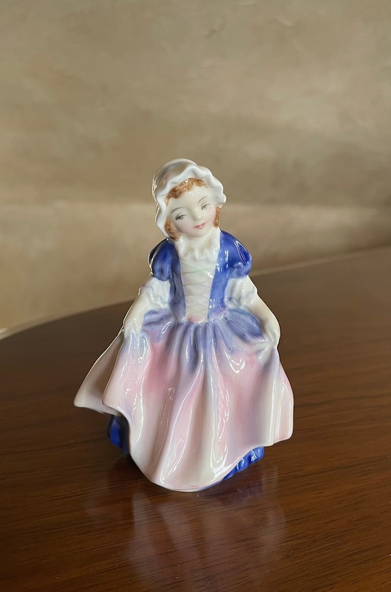 Vintage Royal Doulton Dinky Do Figurine HN 1678; English Bone