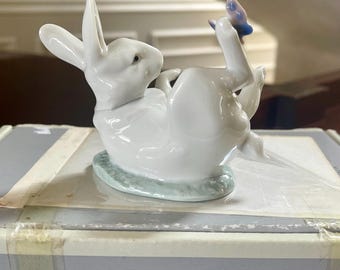 リヤドロ ウサギと蝶「くすぐり」 5888 磁器製置物 新品箱入り - Etsy 日本