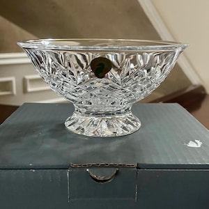 Cuenco con base Waterford Crystal Coralee de 6 1/2”, nuevo en caja; Cuenco de cristal de Waterford