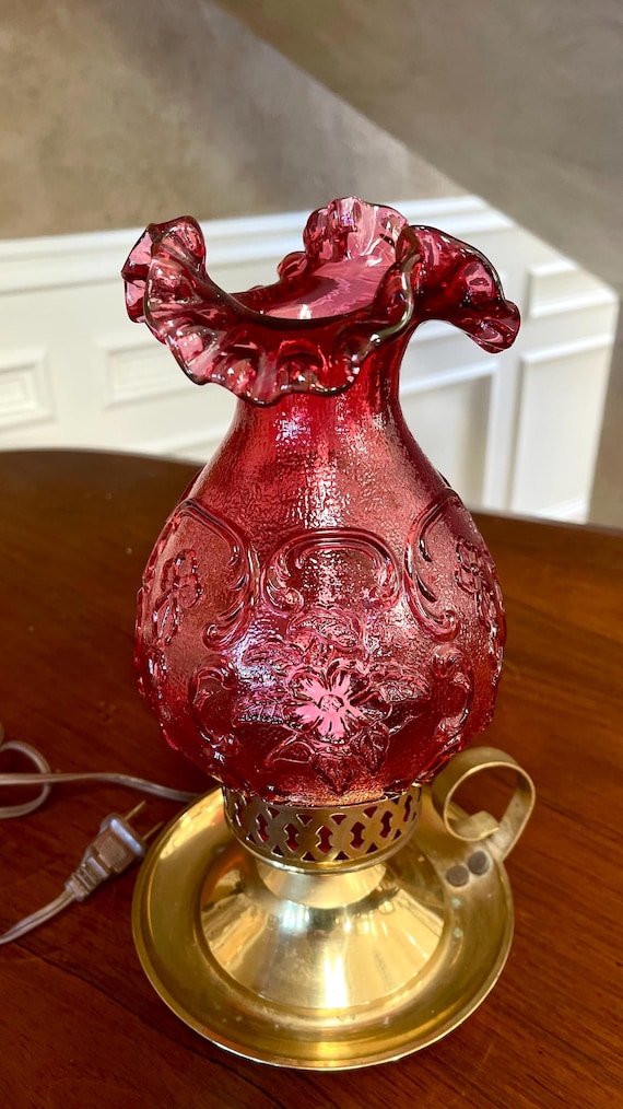 フェントン クランベリーガラス ワイルドローズランプ; フェントン