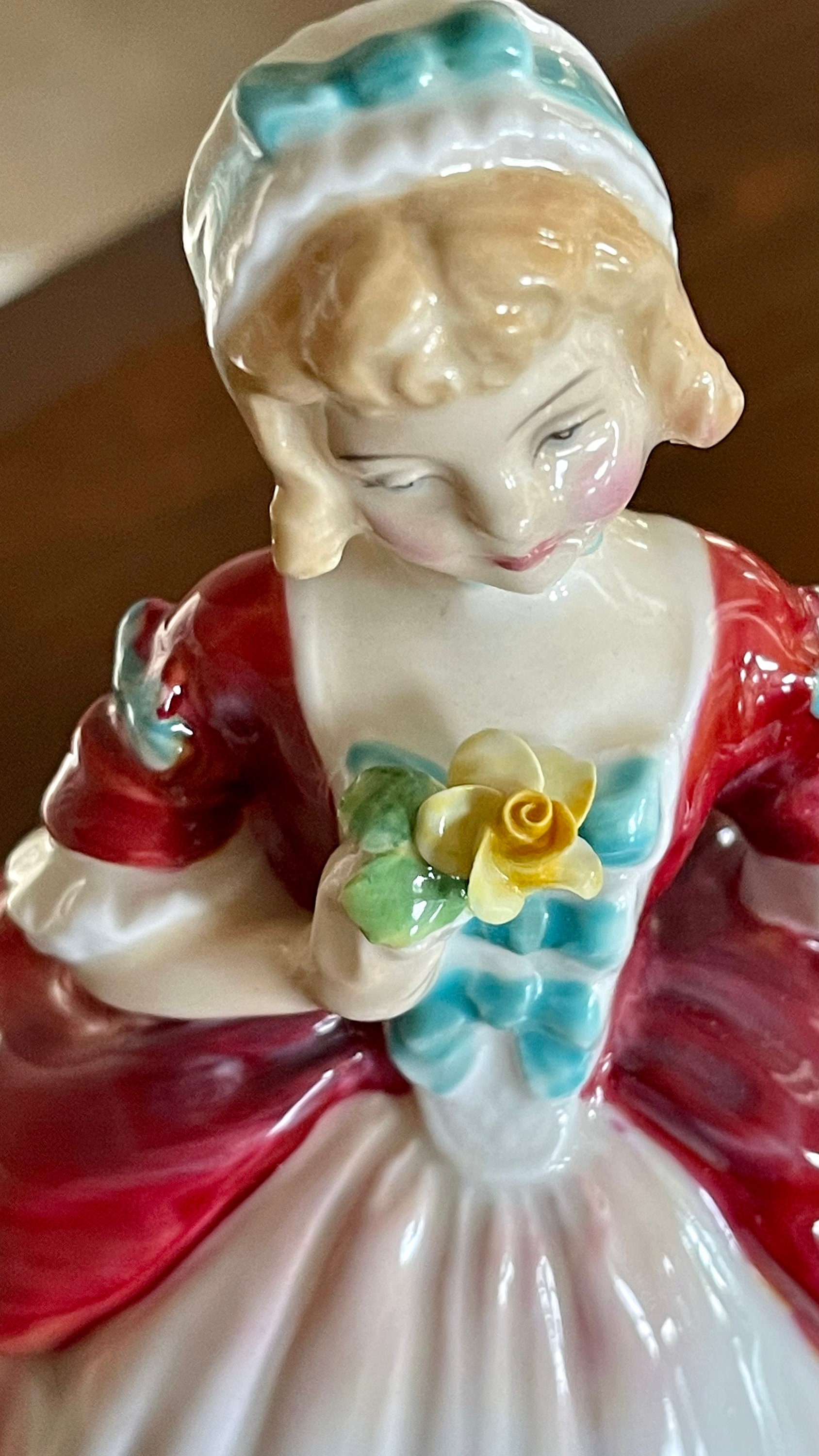 Vintage Royal Doulton Valerie Figurine HN 2107; English Bone China