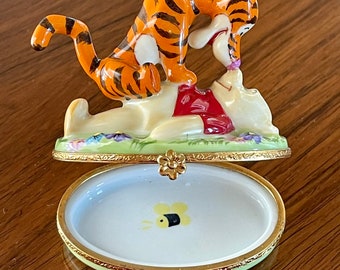 Artoria Limoges 限定版 くまのプーさんとティガーのリモージュ
