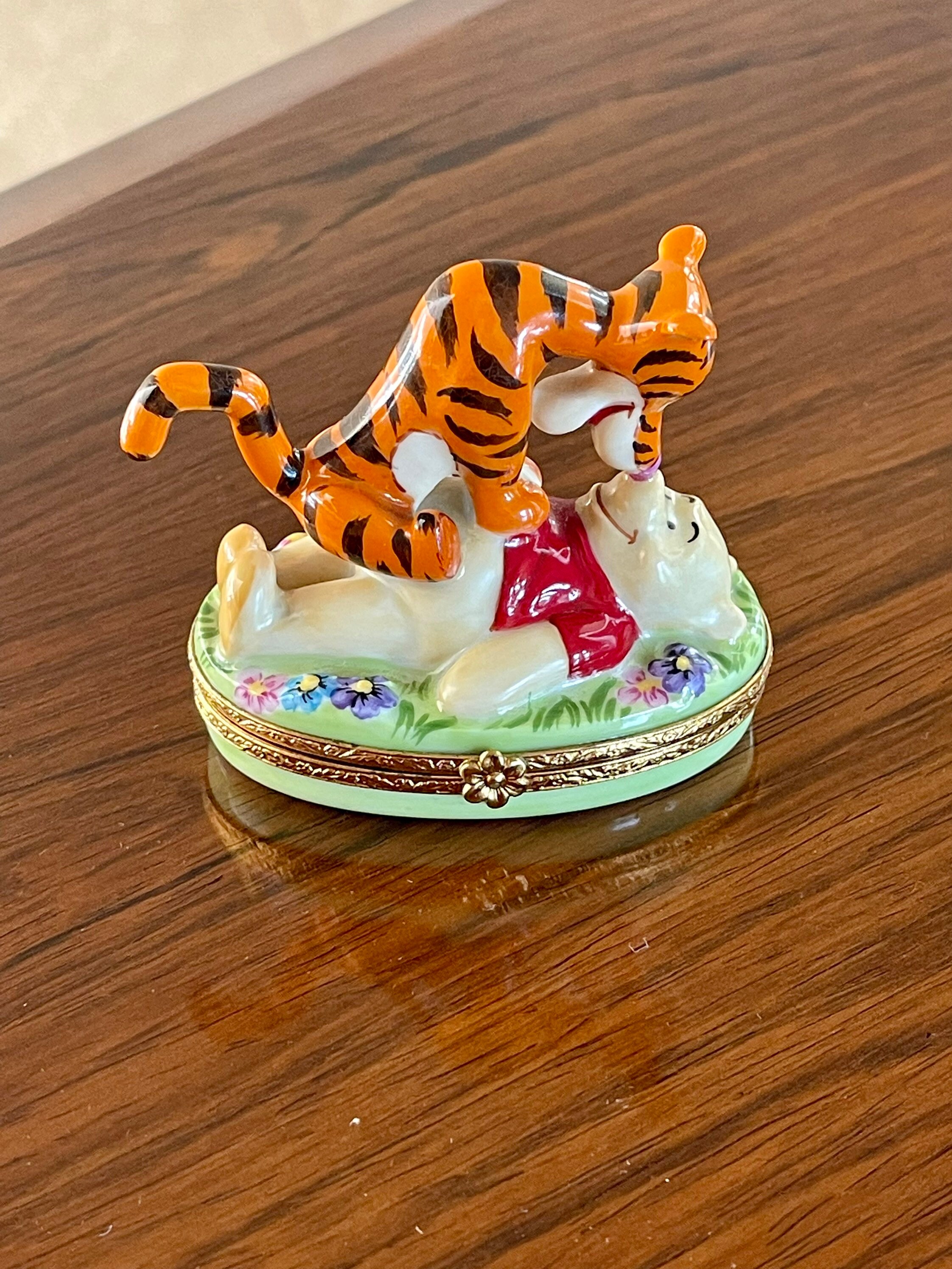 Artoria Limoges Limited Edition Winnie the Pooh and Tigger