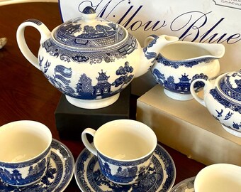 Johnson Brothers Willow Blue and White Tea Set; Blue Willow Tea