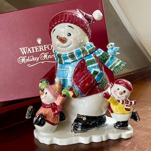 Waterford Holiday Heirlooms Snowy Village Holiday on Ice Musical
