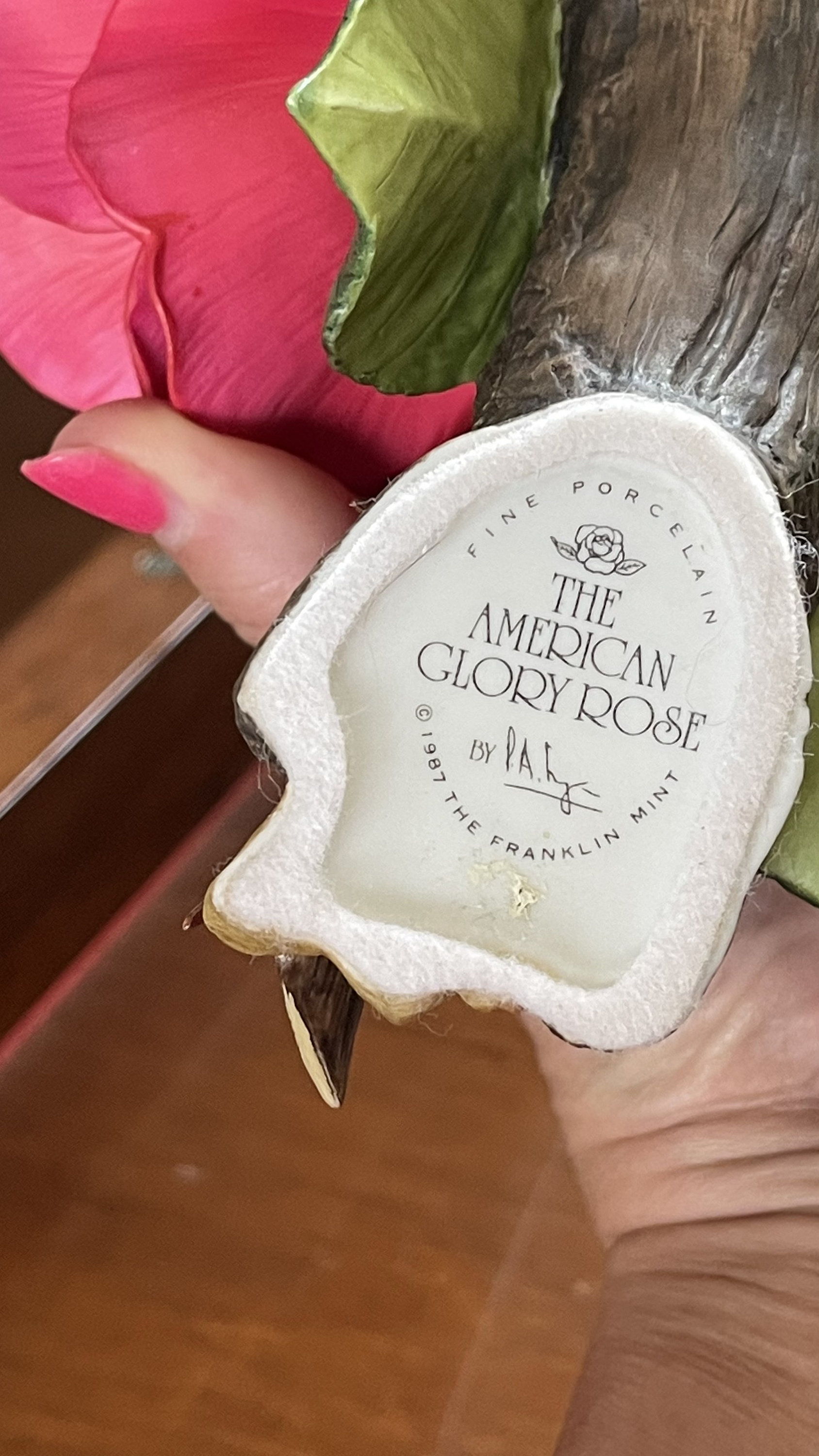 Large 10” Wide Franklin Mint 1987 the American Glory Rose on