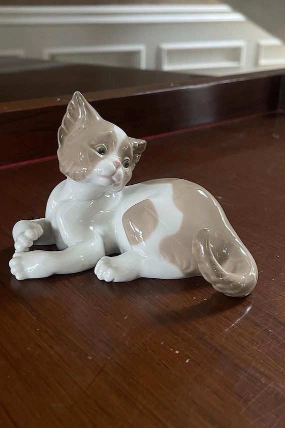 Lladro Surprised Cat 5114 Porcelain Figurine - Etsy