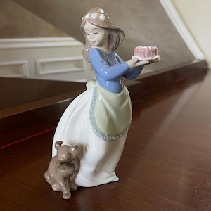 NAO “Puppy’s Birthday” by Lladro Porcelain Figurine Made in Spain #1045