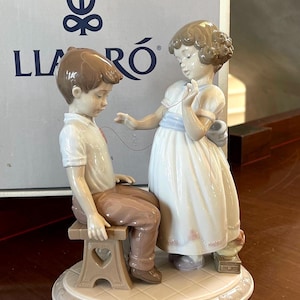 Lladro “With All My Heart”  #6906 Porcelain Figurine With Original Box; Lladro Valentine Gift