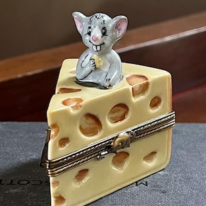 Limoges Mouse/Swiss Cheese Box; Limoges Trinket Box; Collectible Limoges; Limoges France; Hand Painted
