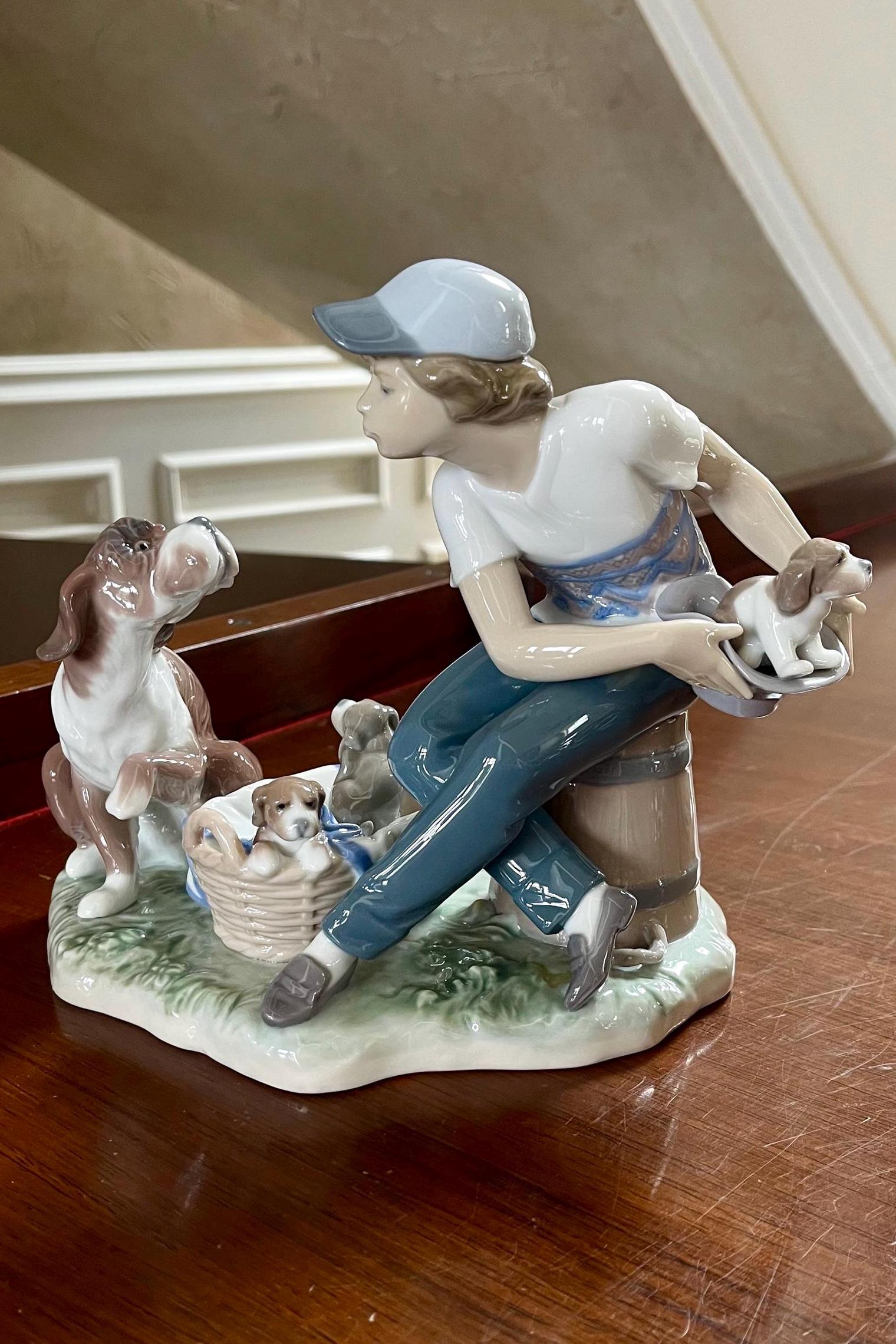 LLADRO リヤドロ 5376 人形 陶器 犬 少年 Lladro “this One's Mine” Boy With His Dogs #5376 Porcelain