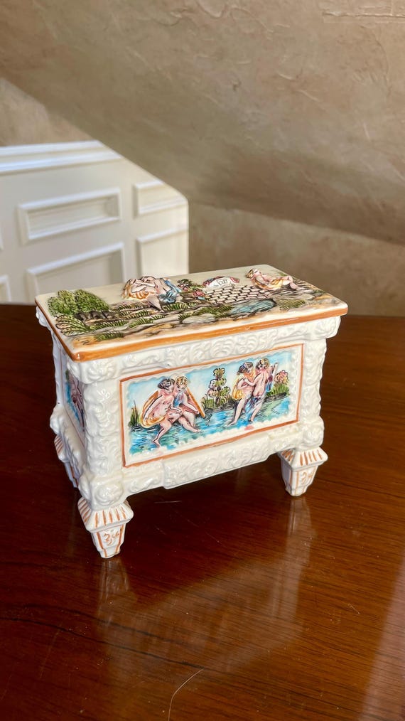 Vintage Capodimonte Jewelry Box Made in Italy; Capodimonte Porcelain