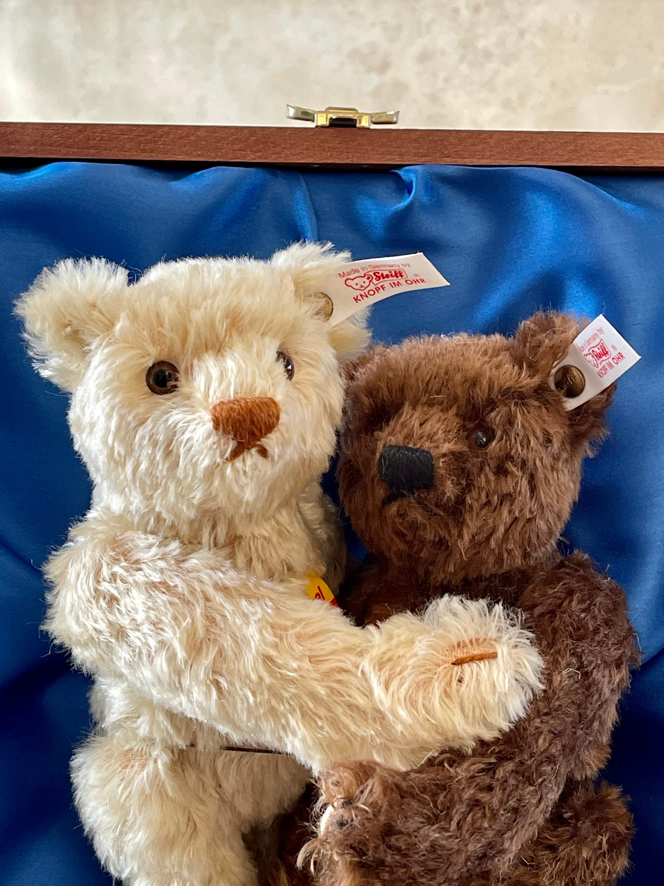 Steiff Set, Teddy Bears “love for a Lifetime” 1995; Vintage Steiff
