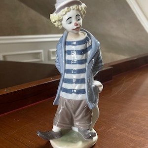 Lladro Clown Little Traveler Porcelain Figurine 7602 Made in Spain