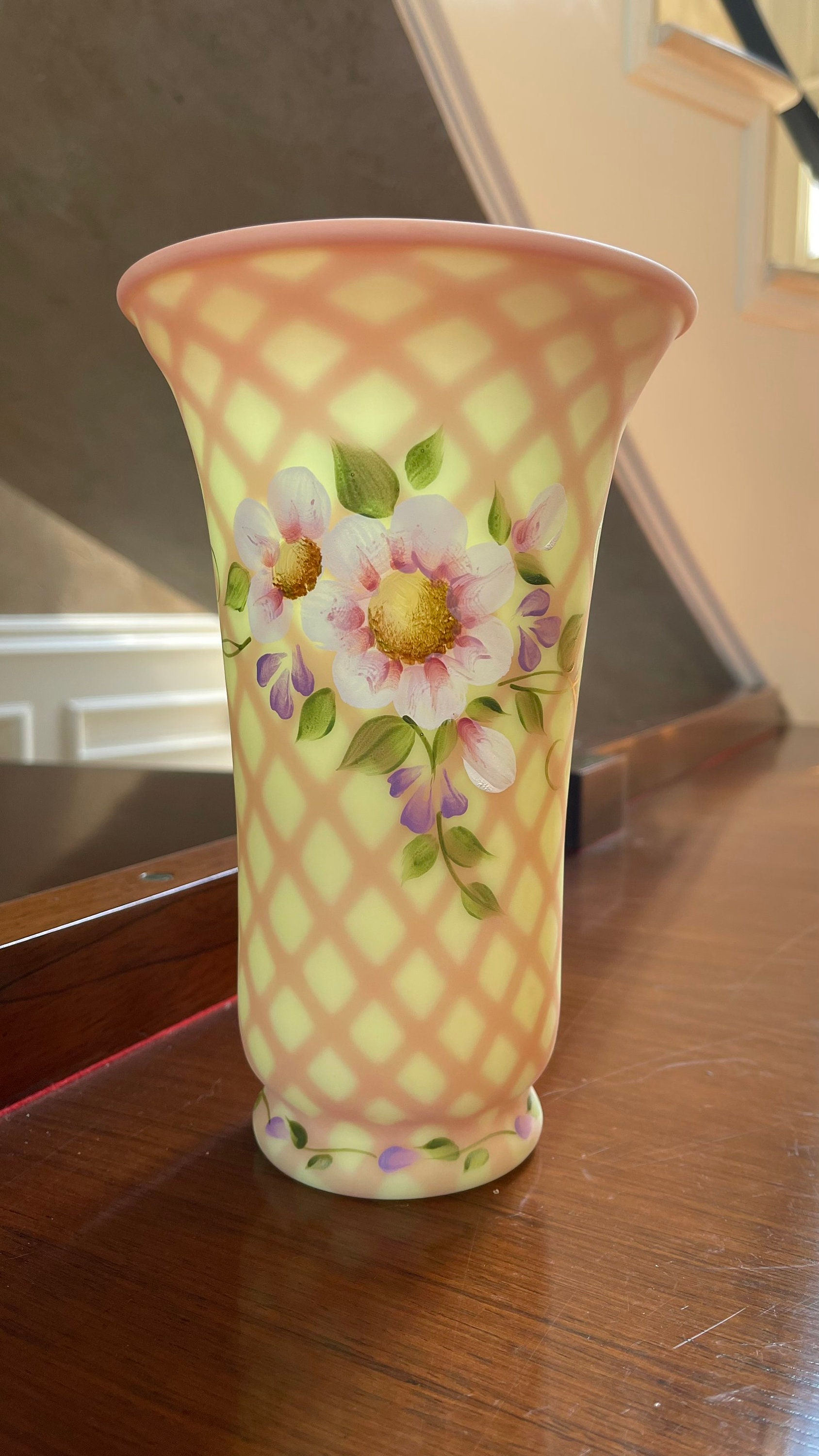アメリカ製☆フェントン社 フラワーベース Vintage Fenton Ruffled Rose Pink Crest flower vase