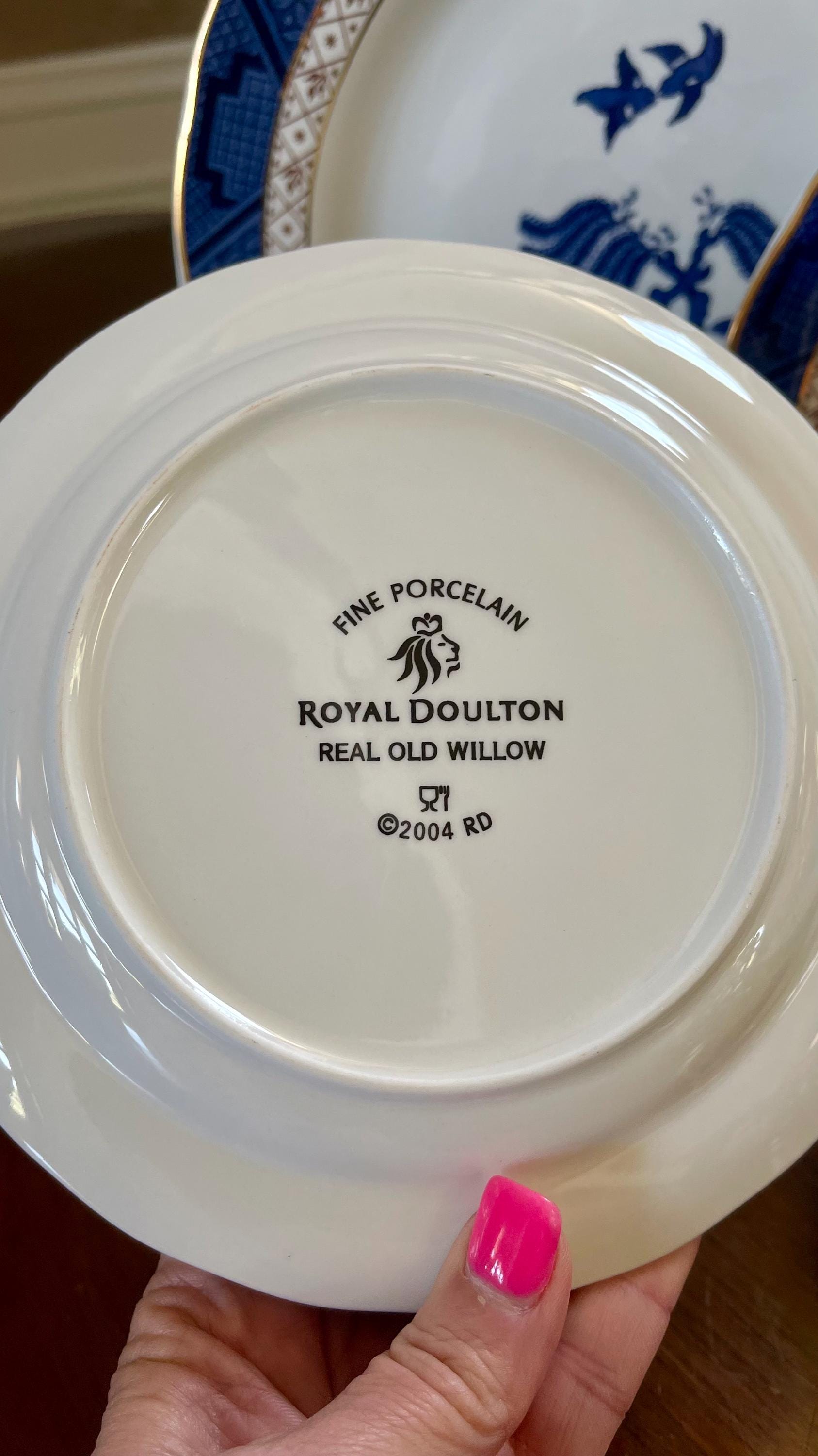 Royal Doulton Real Old Willow 5 Piece Place Setting Made in 2004