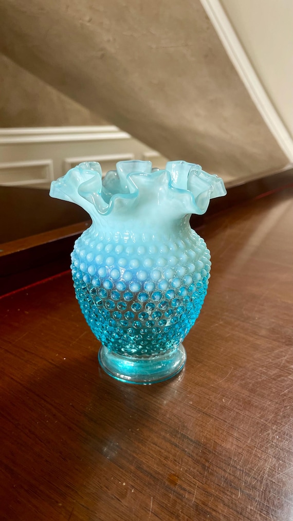 フェントン　Fenton ブルーオパールセント　ホブネイル　フラワーベース フェントン ブルー オパールセント 6 インチ ホブネイル 花瓶