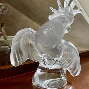 Lalique “Ara” Cockatoo 11 1/4” Tall Excellent Condition