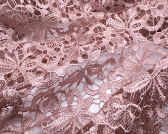 1 MTR LILAC SCALLOPED BRIDAL EMBROIDERED LACE NET FABRIC 52/" WIDE £8.99