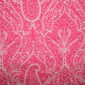 NEW 100% Fine Cotton Paisley Abstract Print Fabric