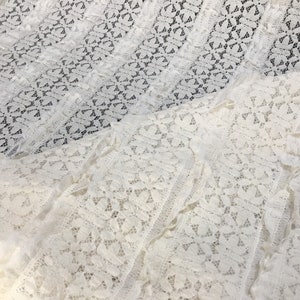 NEW Haute Cream Stretch Floral Bridal Lace Fabric