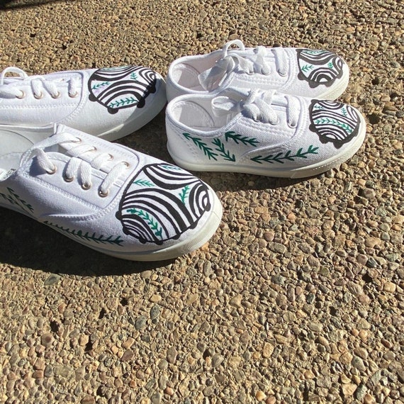 canvas shoes near me