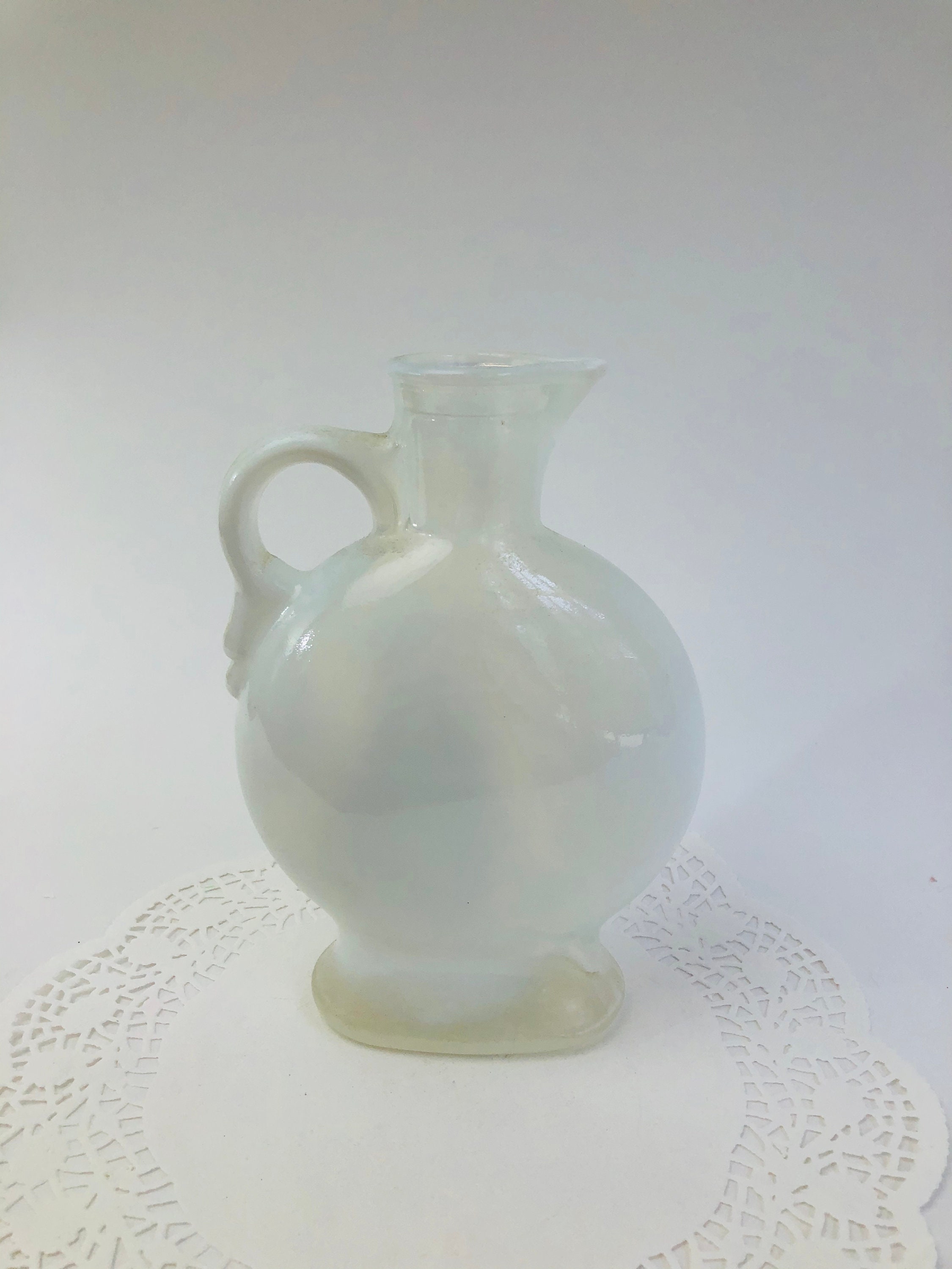 Collectibles Royal Opal D334 Opalescent Decanter Vintage 1957 Jim Beam Decanter Vintage Glass