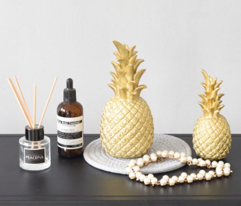 Table Decoration Crafts Gold Pineapple Fruit Crafts Gift for Her House Gift Living Room Wine Cabinet Window Desktop Home Ornament