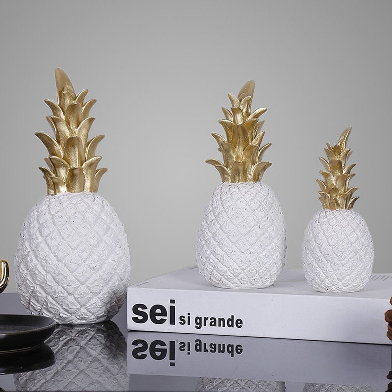 Table Decoration Crafts Gold Pineapple Fruit Crafts Gift for Her House Gift Living Room Wine Cabinet Window Desktop Home Ornament