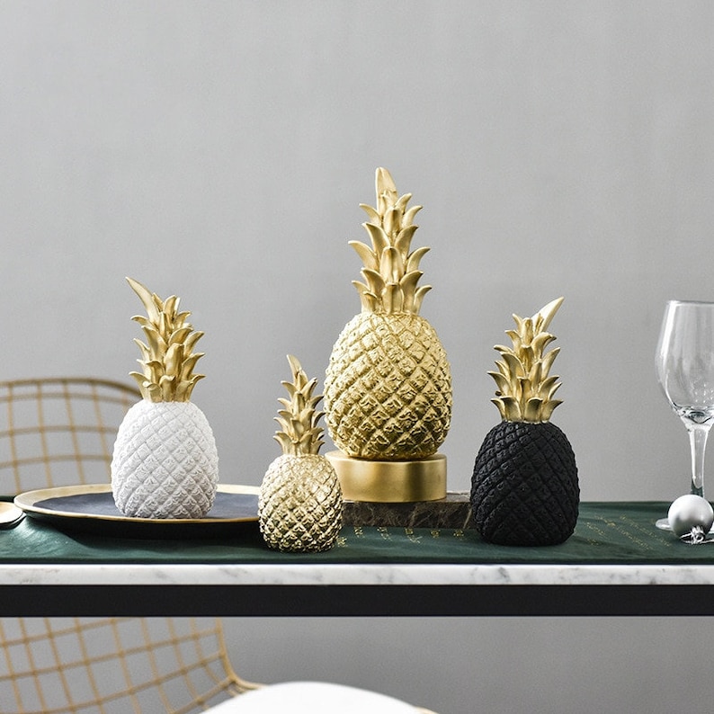 Table Decoration Crafts Gold Pineapple Fruit Crafts Gift for Her House Gift Living Room Wine Cabinet Window Desktop Home Ornament