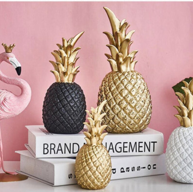 Table Decoration Crafts Gold Pineapple Fruit Crafts Gift for Her House Gift Living Room Wine Cabinet Window Desktop Home Ornament