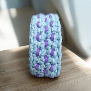 Picking bracelet Dermatillomania Habit switching Discreet purpose jewelry Sensory needs gift Busy hands ADHD Stimming Anxiety help Unisex custom color Blue purple Stress, tactile stretch