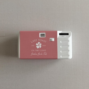 Cámara desechable "Último brindis en la costa" - Recuerdos para despedidas de soltera en la playa con flash