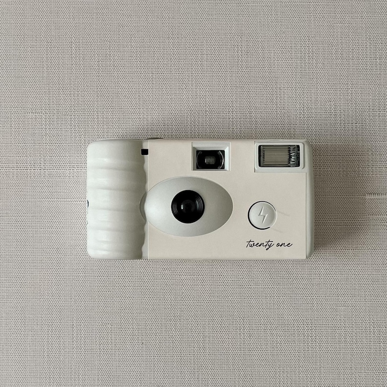 Happy Birthday Disposable Camera - 27 Exposures with Flash - Gift, Custom Retro Camera, 35mm Film image 2
