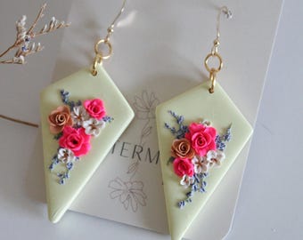 yellow summer floral earring, polymer clay earrings, flower bouquet, clay flower earring, jewelry, handmade flower bouquet earrings, llre