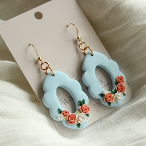 Blue & You floral earring, polymer clay earrings, flower bouquet, clay flower earring, light blue jewelry, handmade flower bouquet earrings