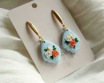 Blue & You floral earring, polymer clay earrings, flower bouquet, clay flower earring, light blue jewelry, handmade flower bouquet earrings